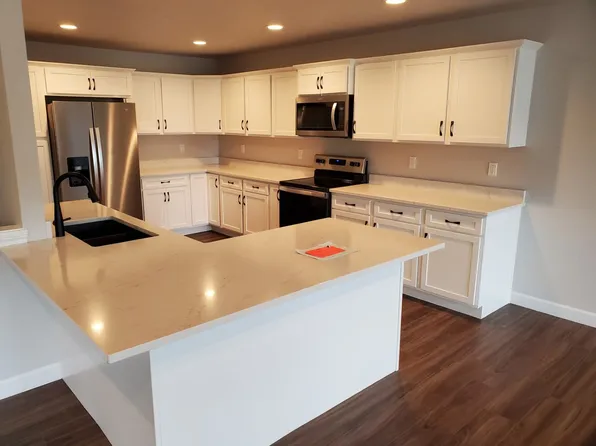 4604 N Cherryvale Ave, Appleton, WI 54913