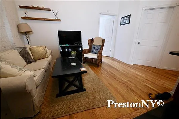 Rented by JM Preston Properties LLC | media 21