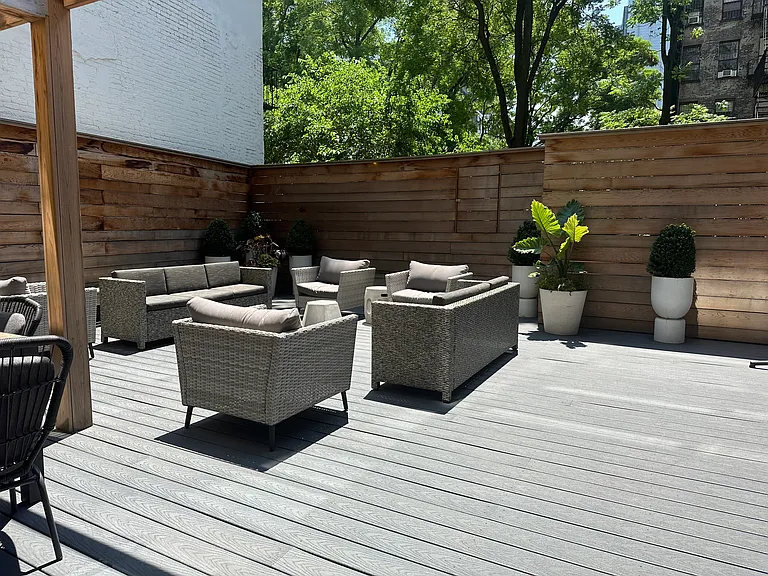 101 E 2nd St #4C — Photo 10