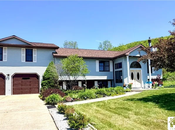 2 Solterra Cir, Allegany, NY 14706