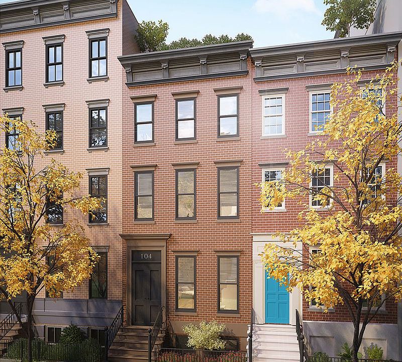 1st image of 104 E 10th St