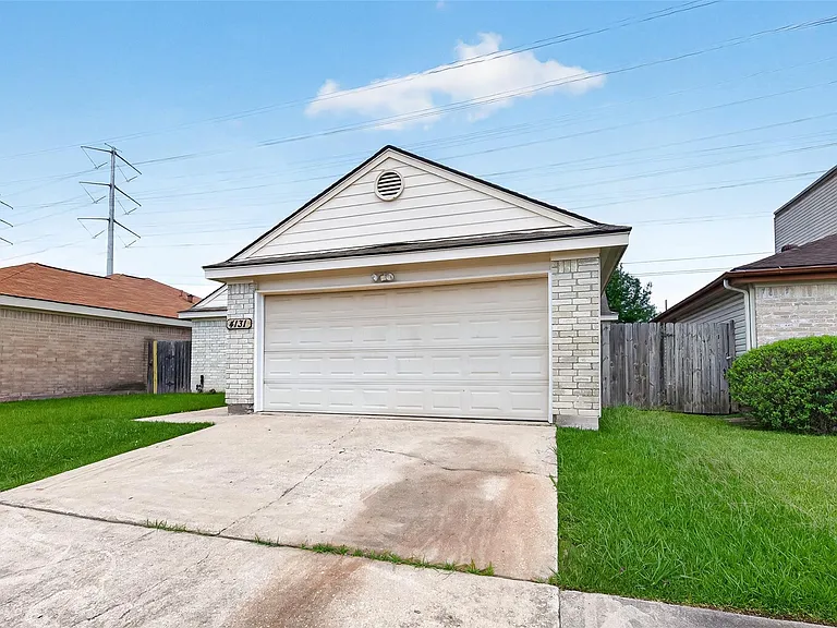 4131 Baynard Dr — Photo 6