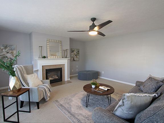 4th image of 18592 Pilot Mills Ct