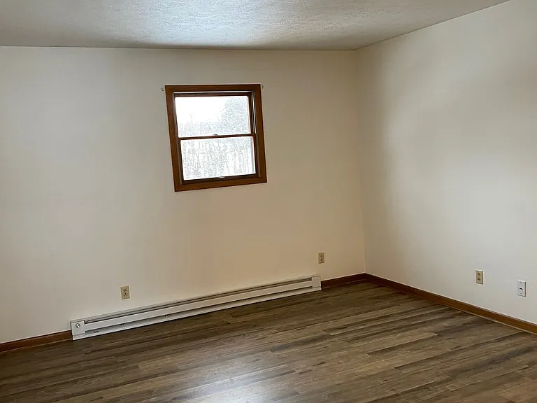649 Bob White Ln — Photo 18