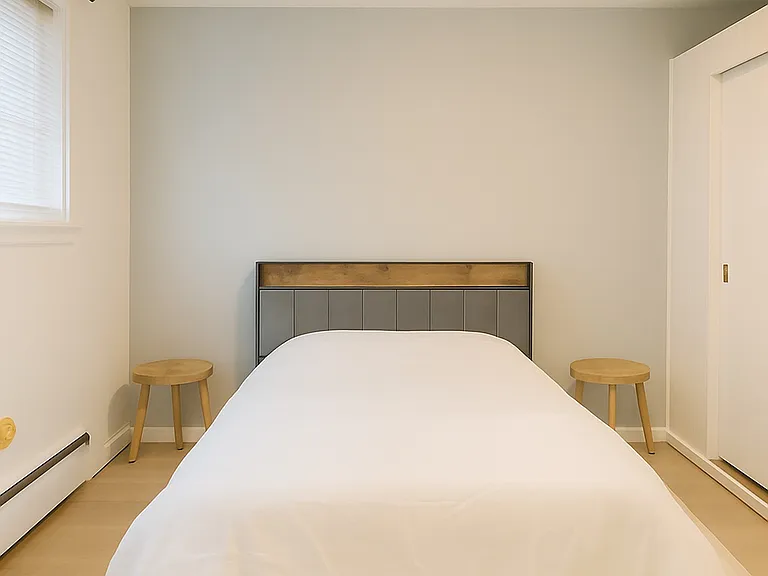 4411 Corliss Ave N #3 — Photo 9