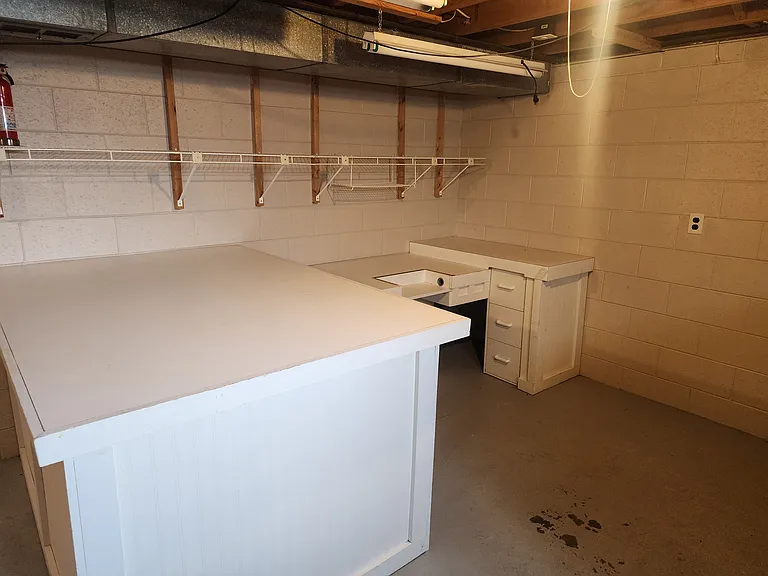 1240 Grant Ave — Photo 16
