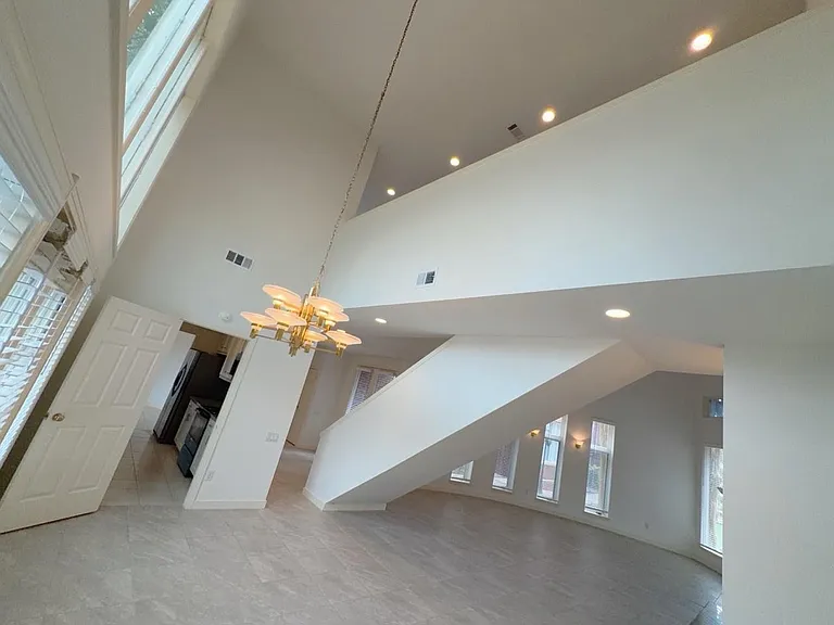 11852 Taylorcrest Rd #8 — Photo 10