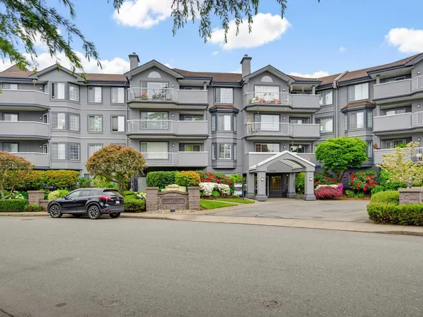 5375 205th St #302, Langley, BC V3A 7V7