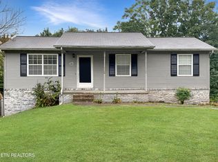 4015 Abercorn Rd, Knoxville, TN 37921