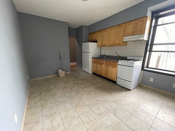 5th image of 9016 4th Ave APT 3F