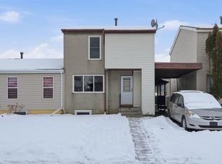 622 W 58th St SE, Calgary, AB T2A 5L3