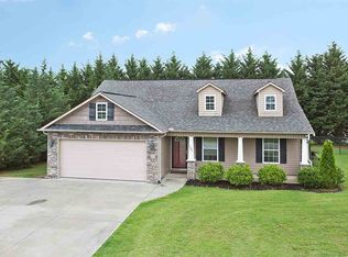 704 Barkwood Ct, Boiling Springs, SC 29316