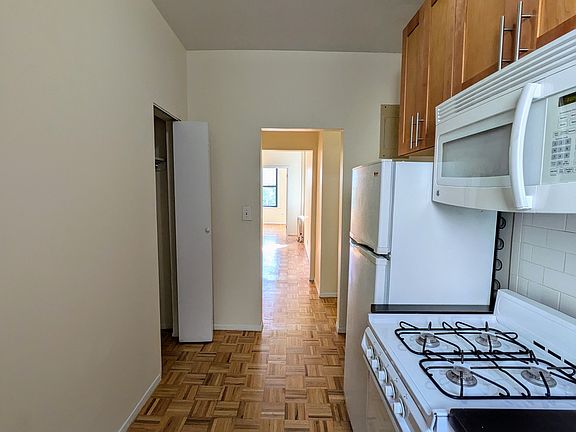 4th image of 542 E 79th St APT 5N