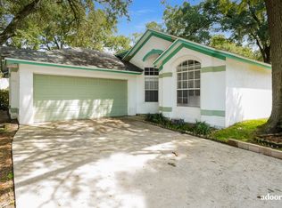 8710 Triple Oaks Rd, Temple Terrace, FL 33637