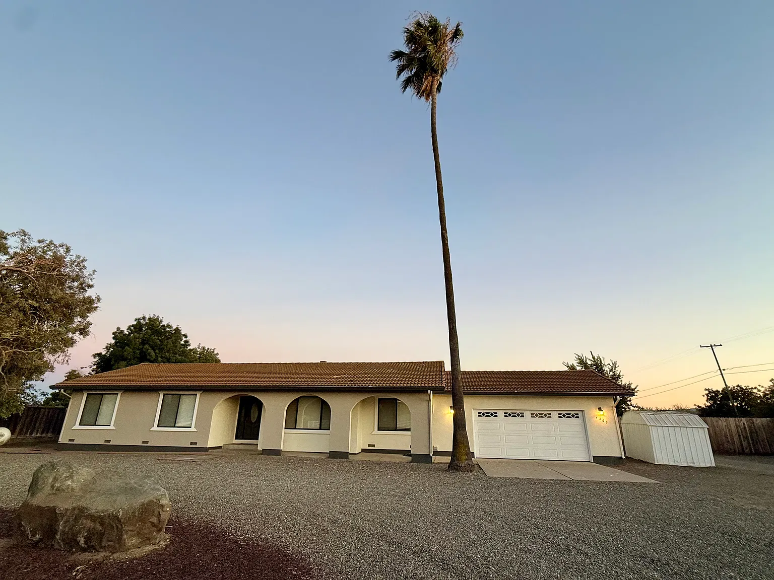 4460 W Pine Haven Dr — Photo 1