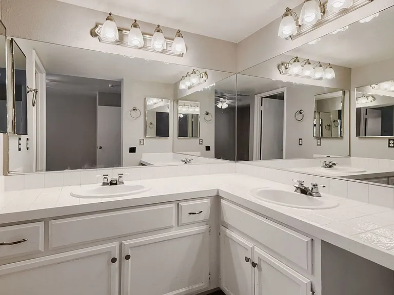 3980 Tirana Way — Photo 20