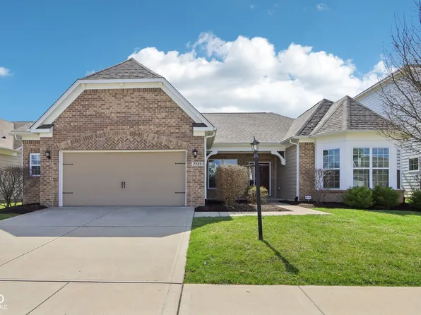 7337 Red Maple Dr, Zionsville, IN 46077