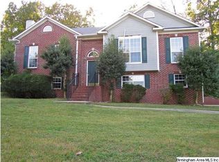 616 Park Forest Ln, Alabaster, AL 35007