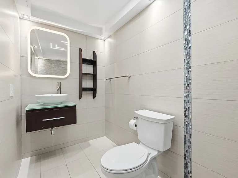 Cond Los Pinos Este 6410 Ave Isla Verde Apt 3A — Photo 23