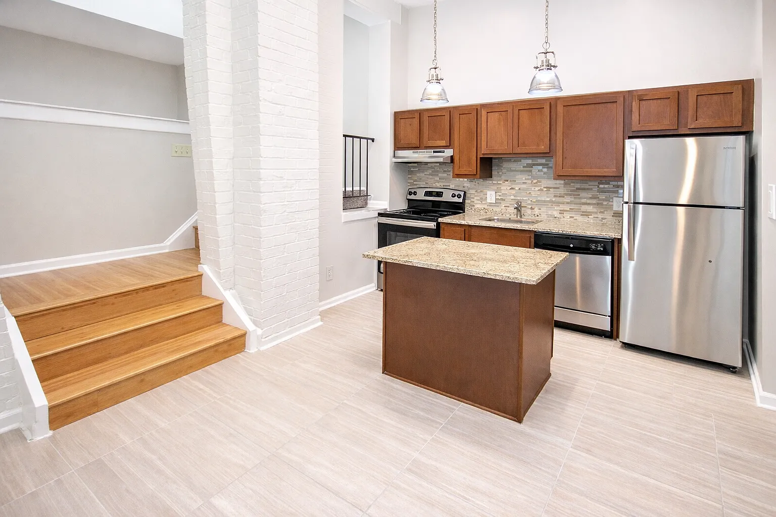 Bryant Lofts — Photo 2