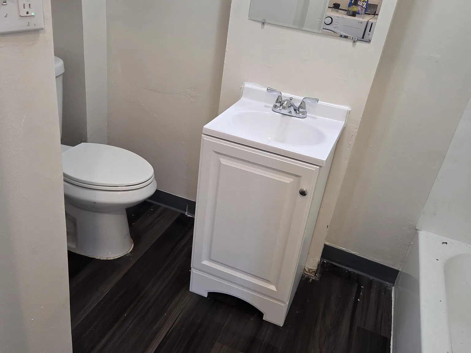 2 bed, 720 sqft, $1,400 — Photo 3