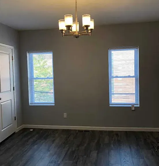 5360 Morris St — Photo 4