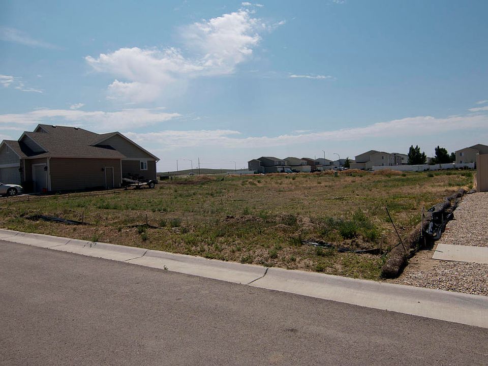 2nd image of 55 Wolf Creek Ln