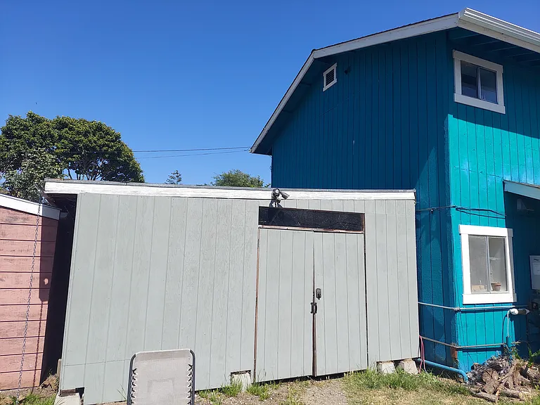 131 Pryce St — Photo 36