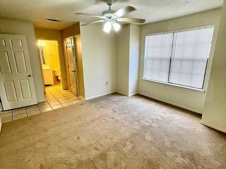 2705 Amanda Dr #A-D — Photo 12