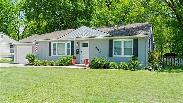 4 bed, 1500 sqft, $2,675 — Photo 1