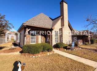 1126 Savannah Ln, Calera, AL 35040