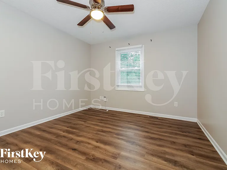 425 N Mesquite St — Photo 11