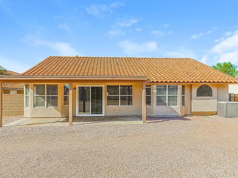 4262 E Alder Ave — Photo 16