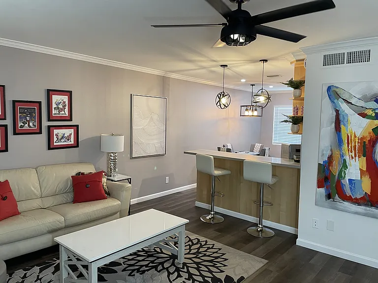 721 E Montebello Ave #225 — Photo 4