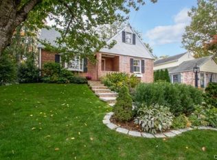 5 Arnold St, Old Greenwich, CT 06870