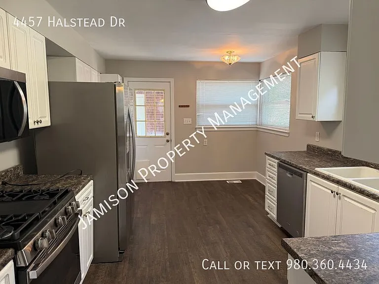 4457 Halstead Dr — Photo 6