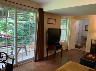 121 Roys Pl #B, Charlottesville, VA 22902