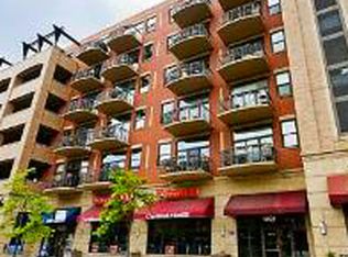 1301 W Madison St APT 217, Chicago, IL 60607