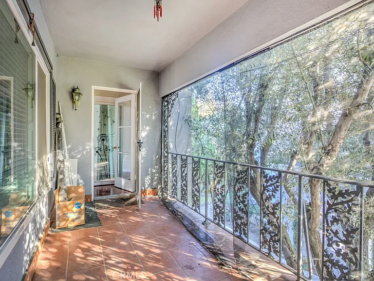 1610 S Pomona Ave #C15 — Photo 27