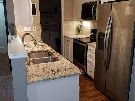 5th image of 8892 Eagleview Dr APT 11