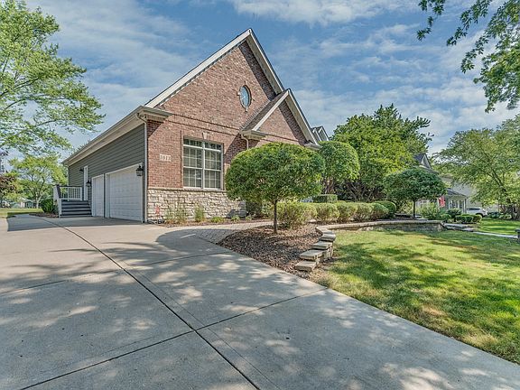 3rd image of 1013 Royal Bombay Ct