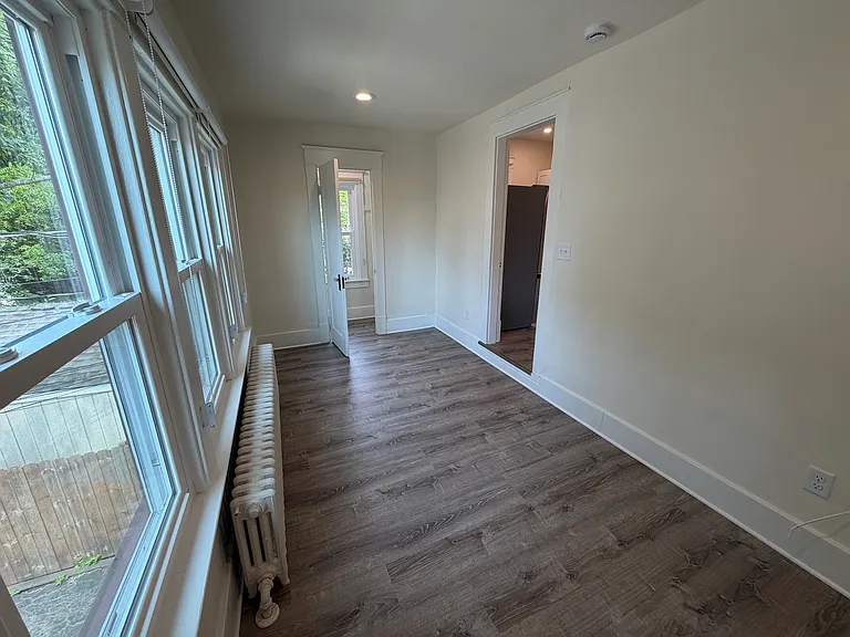 278 Colvin Ave #4 — Photo 18