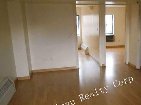 3rd image of 135 Division St APT 4A