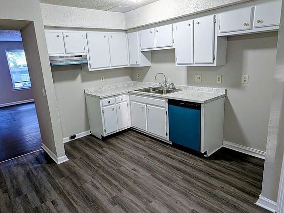 5th image of 2408 Scott Valley Dr