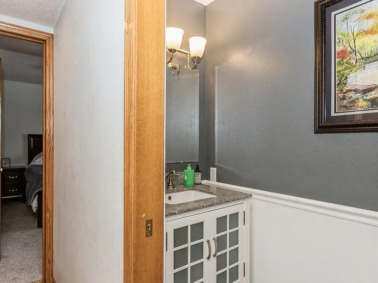 Mesquite Dr — Photo 8