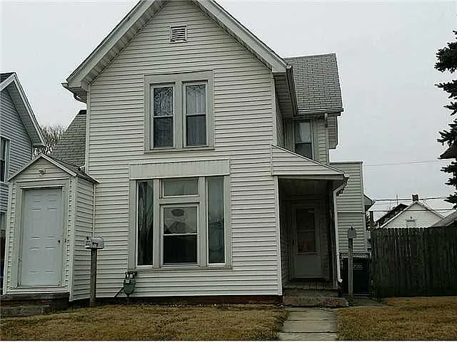 448 Saint Louis St photo 1