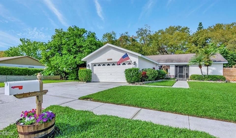 1st image of 2238R Cypress Point Dr E