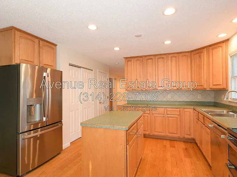 2268 Kittridge Ct — Photo 9