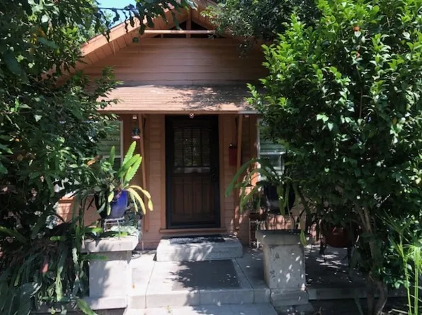 573 E Magnolia Blvd, Burbank, CA 91501