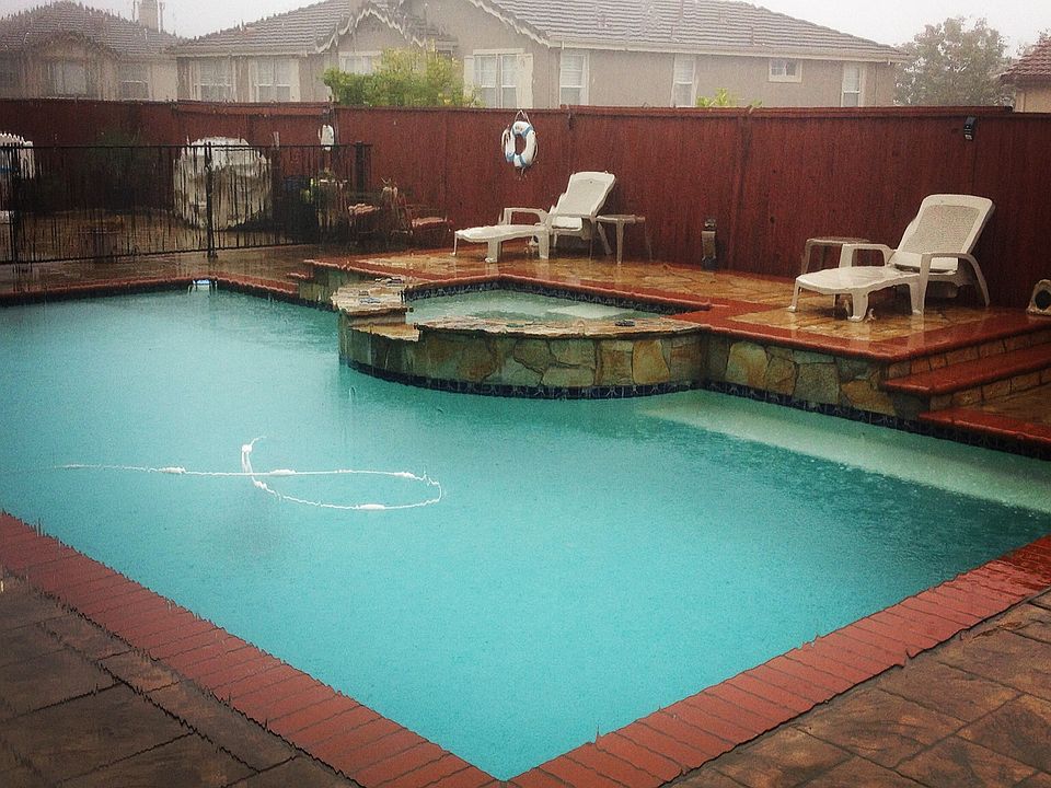 2nd image of 28865 Bay Heights Rd